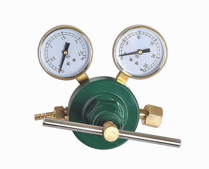 Extra large oxygen pressure regulator