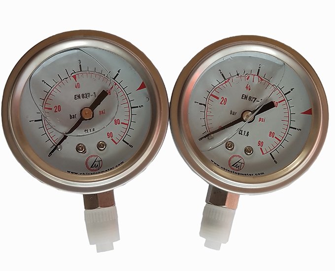 Oil-Filled SS304 double scale radial pressure gauge with brass connection