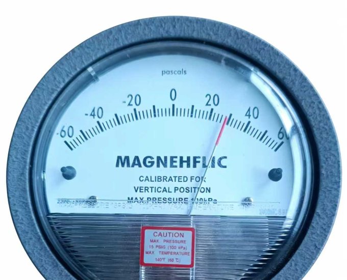 Magnehelic Differential Pressure Gauge
